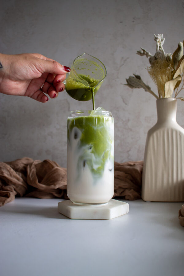 How to Make this Easy and Healthy Matcha Latte Recipe