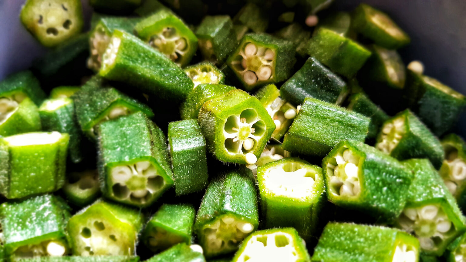 Is Okra Low Carb? The Answer and Benefits Explained
